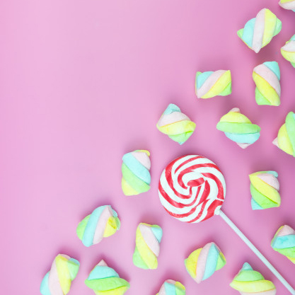 flat-lay-sweet-candy-lecca-lecca-marshmallow-colorful-sfondo-rosa_1423-2881  - LORETTA FANELLA
